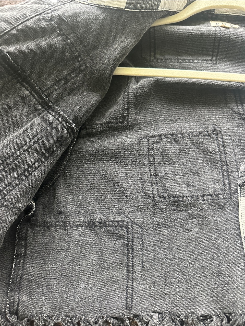 POL Black & White Check Distressed Cropped Denim Jacket - Picture 13 of 14